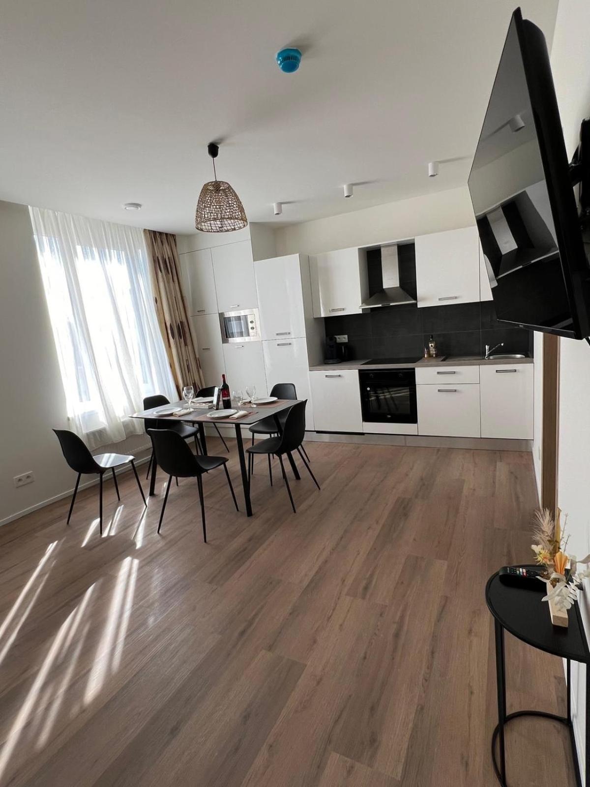 Ereva Seaside 1 Bedroom Modern *